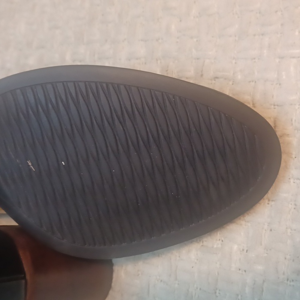 Clarks Black Patent Tarah Sofia  Leather Heels - Picture 7 of 9